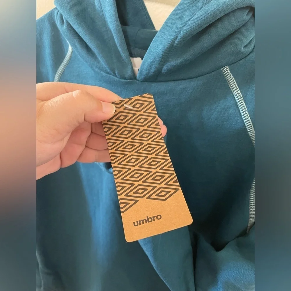 ✨NWT Kids Umbro Turquoise Hoodie Size XL